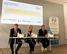 
				
			
				Hoy, en Bilbao, en la clausura el un congreso Congreso sobre modelos de abastecimiento de los comerciantes 
			
				