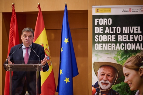 En el Foro de alto nivel sobre el relevo generacional en el sector agrario, que se ha celebrado hoy en Pamplona foto 3