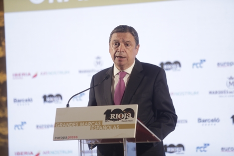 Luis Planas: El vino es una de las señas de identidad de España y Rioja una referencia indiscutible 