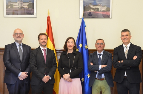 La secretaria general de Recursos Agrarios se reúne con el presidente de la Asociación Empresarial Española de la Industria de Sanidad y Nutrición Animal 