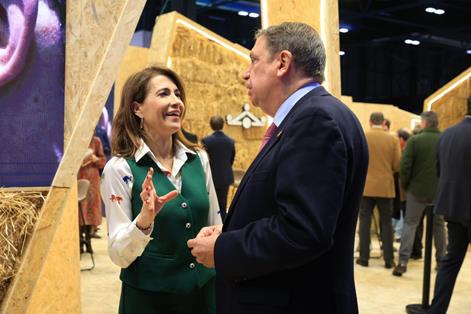 Hoy, en el estand del Ministerio de Agricultura, Pesca y Alimentación en Fitur foto 3