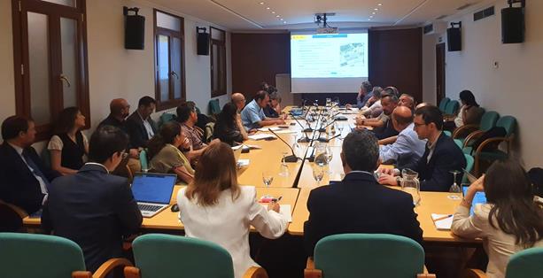 Hoy, en una reunión celebrada en Madrid 