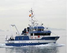 
				
			
				A bordo de los buques Emma Bazán y Vizconde de Eza
			
				