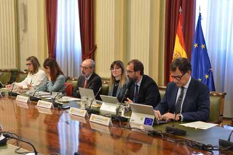 El subsecretario de Agricultura, Pesca y Alimentación se reúne con el secretario de Estado de Industrias de Procesamiento de Alimentos de India foto 2