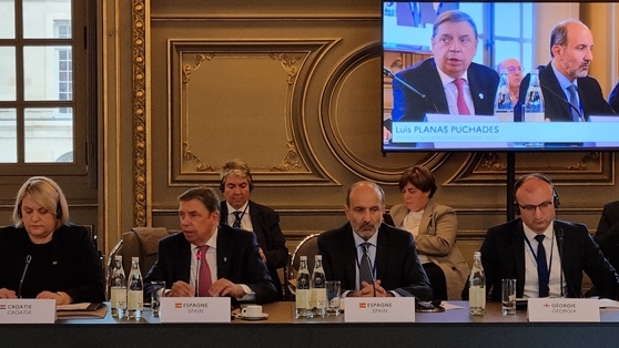 Hoy, en Dijon (Francia), en la reunión ministerial de la Organización Internacional de la Viña y el Vino foto 3