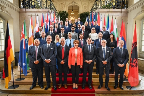 Hoy, en Dijon (Francia), en la reunión ministerial de la Organización Internacional de la Viña y el Vino foto 2