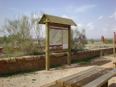 Área de descanso en el Camino Natural Vía Verde de la sierra de Alcaraz