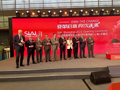 Hoy, en la inauguración de la feria SIAL Shanghai, China foto 2