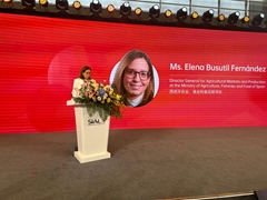 
				
			
				Hoy, en la inauguración de la feria SIAL Shanghai, China
			
				